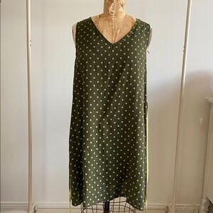 FLAX Vintage 100% Linen Tie-Back Dress 
Olive Green/Lime Large